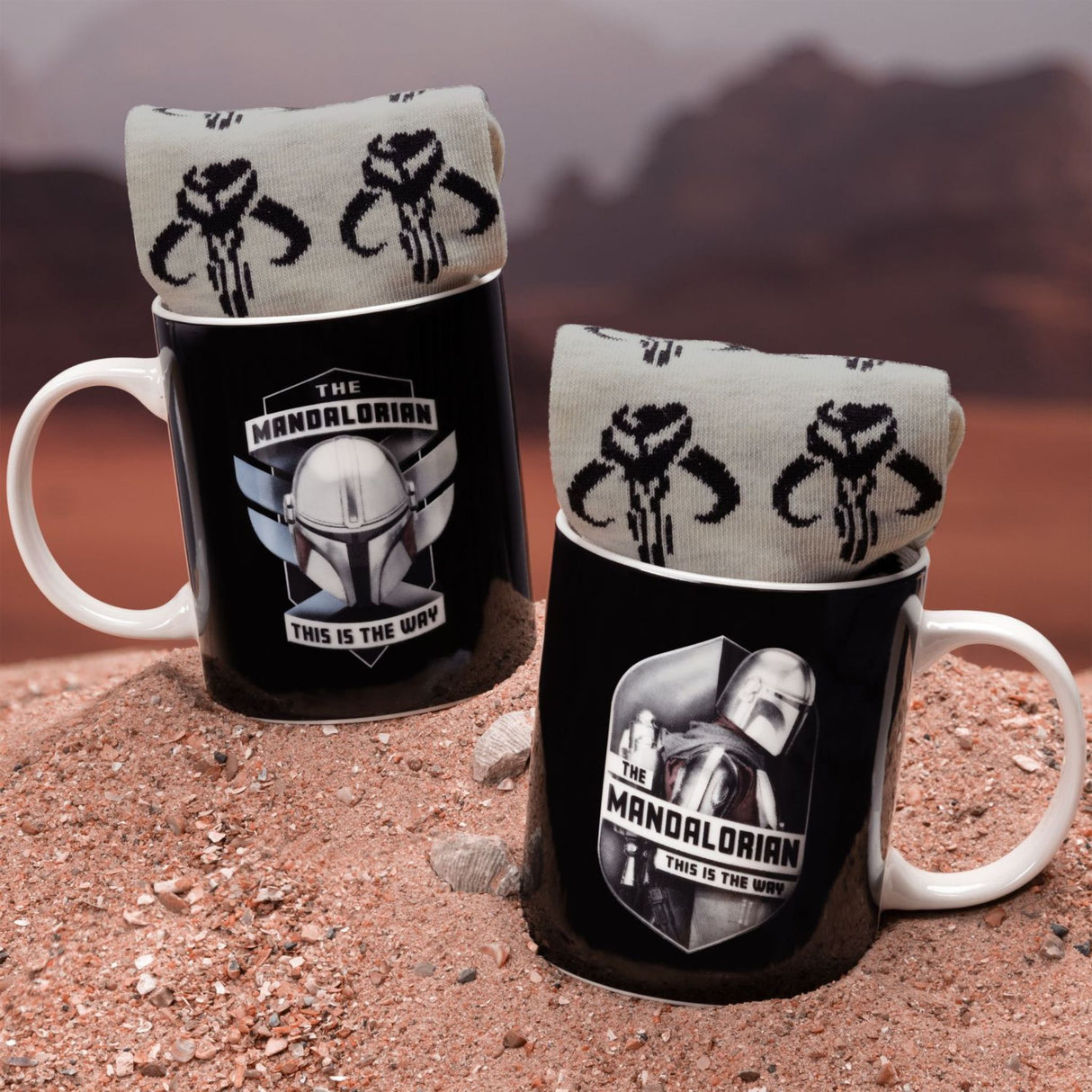 Star Wars The Mandalorian Mug and Sock Gift Set